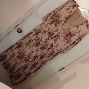 Nostalgia Cream and Purple Rayon Garment